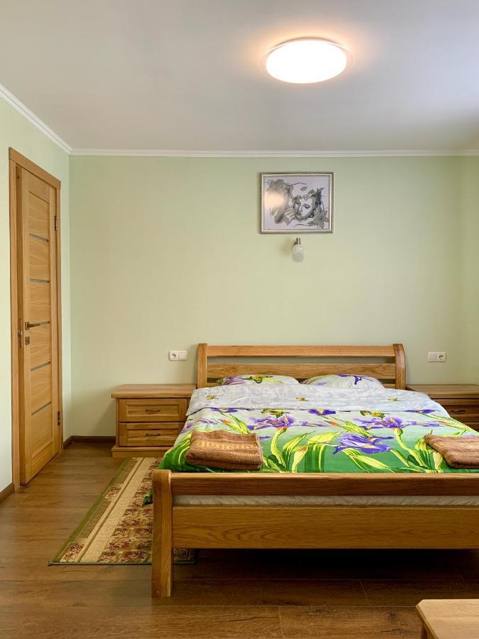 Underhills House Apartment ยาเรมชา ภายนอก รูปภาพ