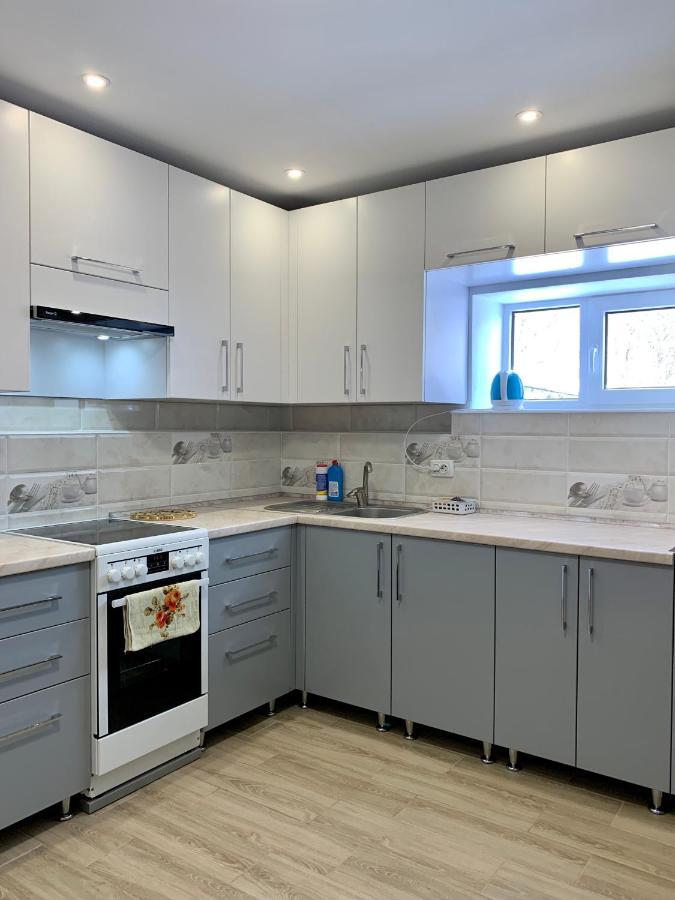 Underhills House Apartment ยาเรมชา ภายนอก รูปภาพ