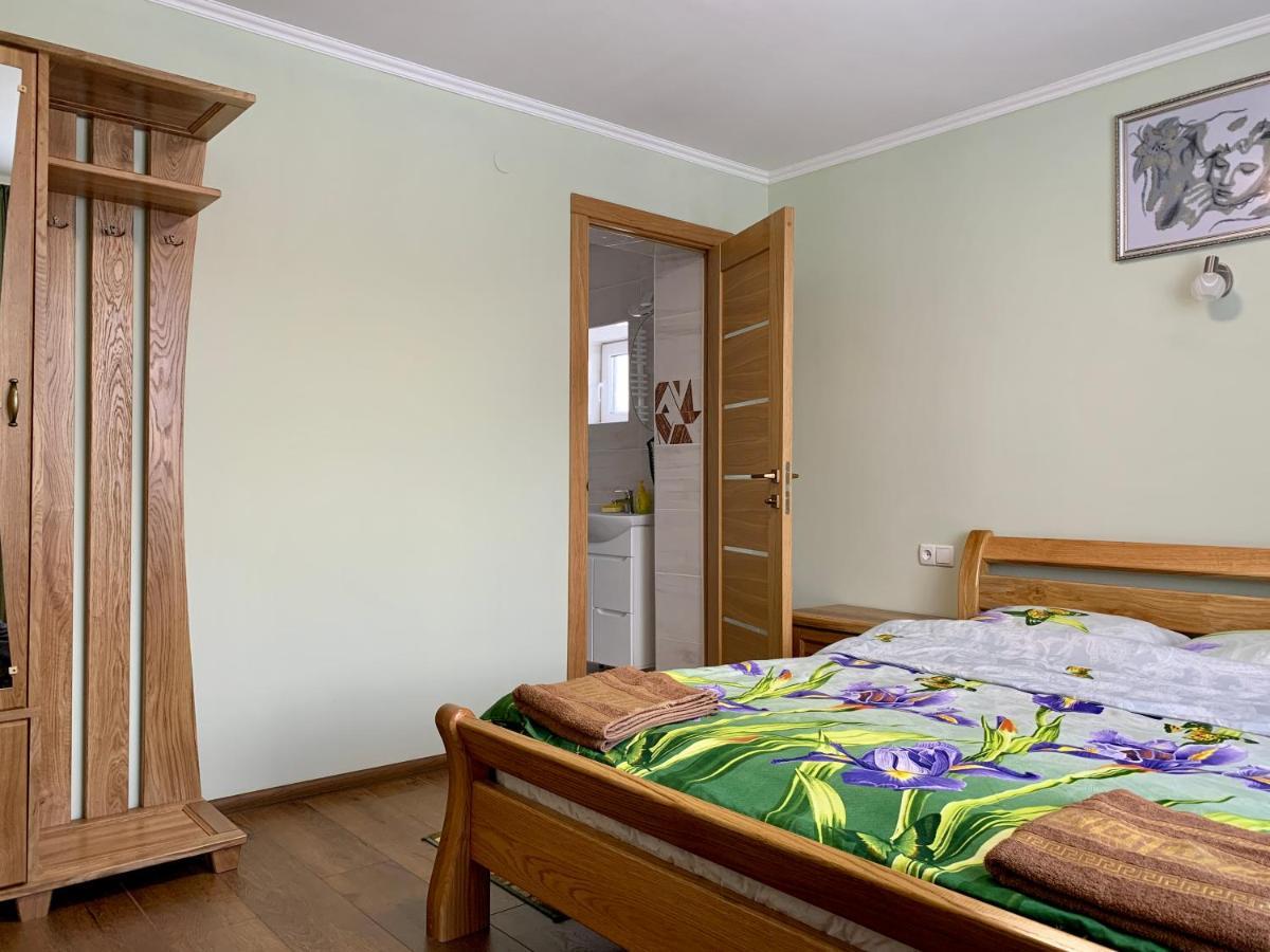 Underhills House Apartment ยาเรมชา ภายนอก รูปภาพ
